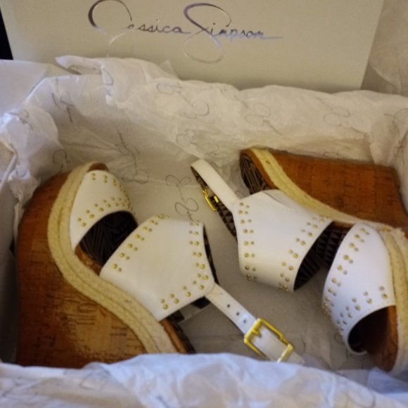 Jessica Simpson - Wedge summer sandal - Picture 6 of 6